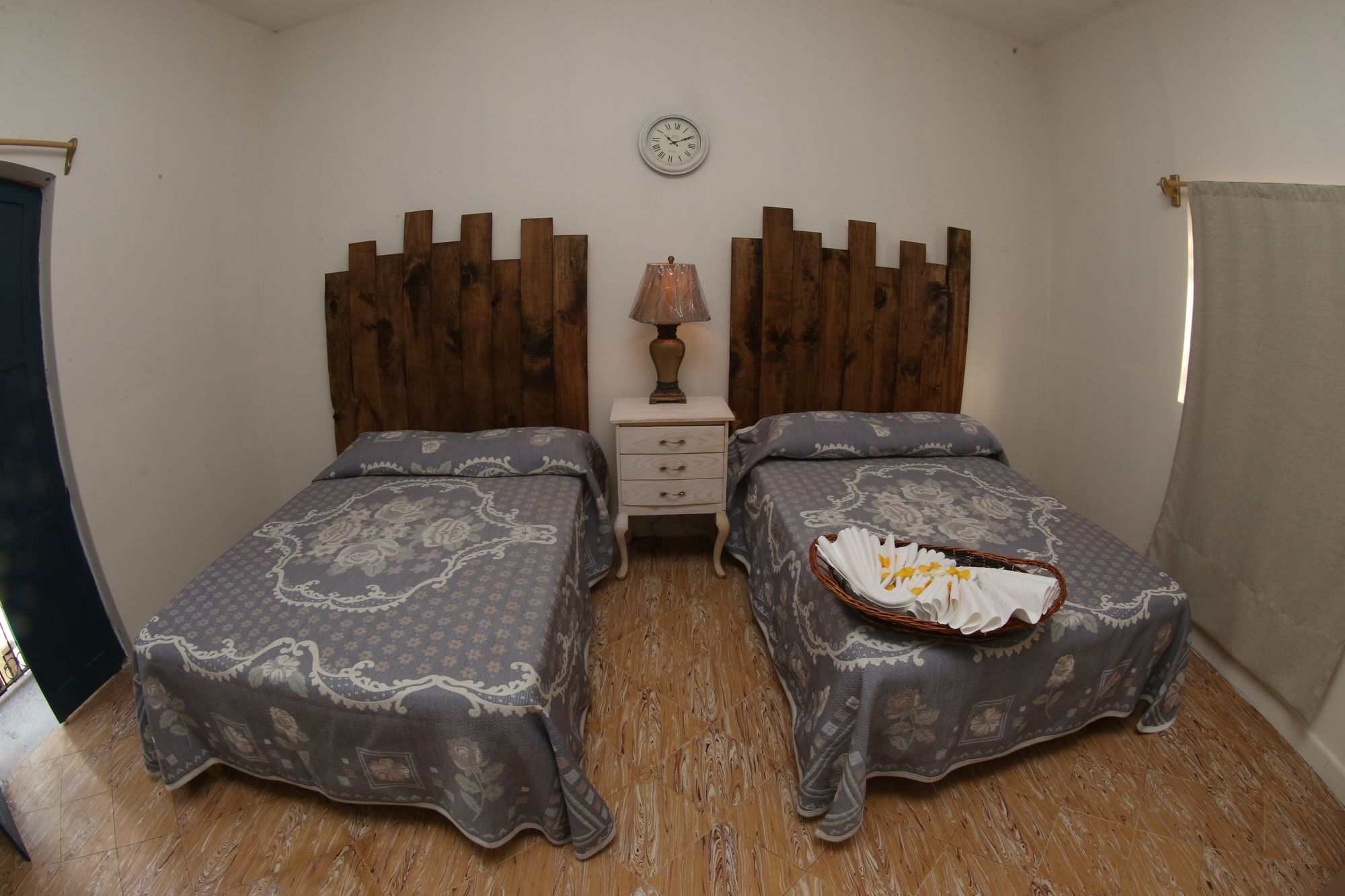 Hostel Punto 72 グアナファト エクステリア 写真